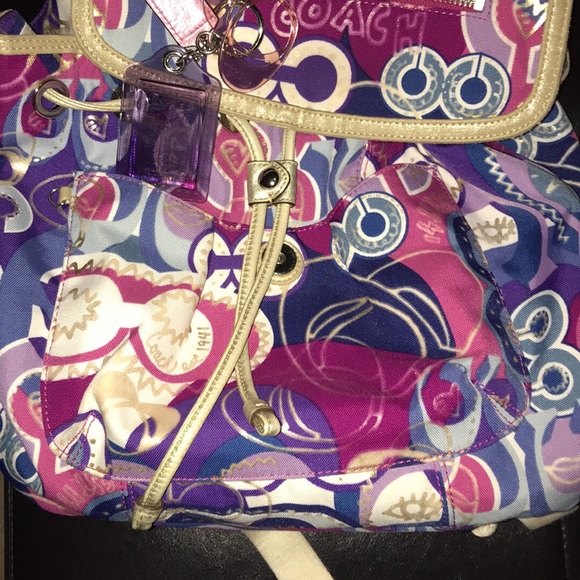 Coach - Picture 2 of 3